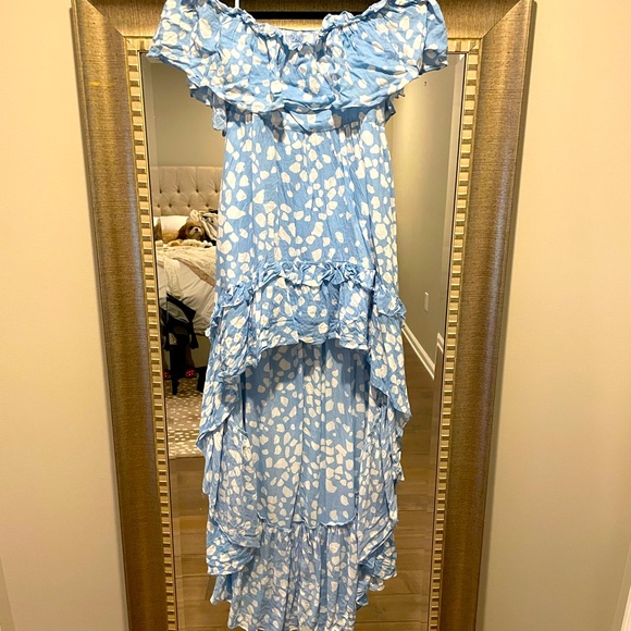 Off the shoulder, high-low dress - Picture 1 of 3